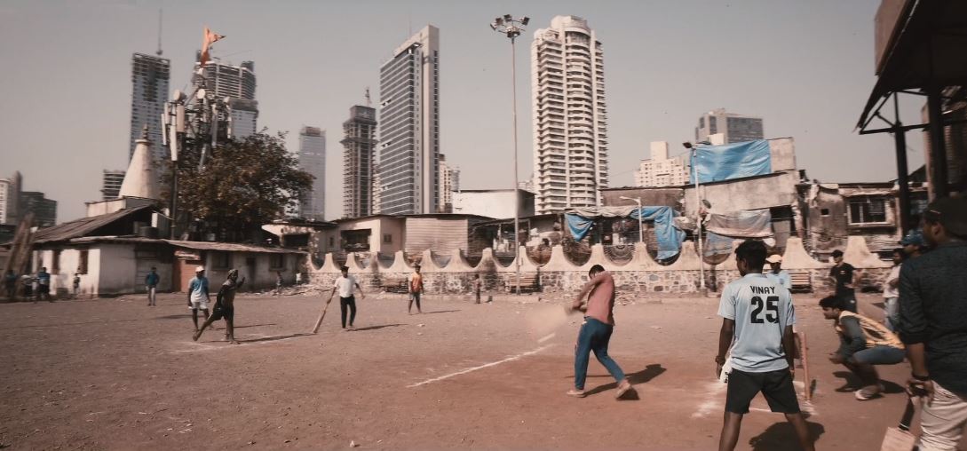 The Rhythm of Mumbai - A Vibrant Megacity in India Directed by Dennis Schmelz 2019