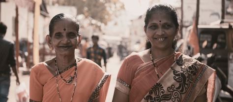 The Rhythm of Mumbai - A Vibrant Megacity in India Directed by Dennis Schmelz 2019