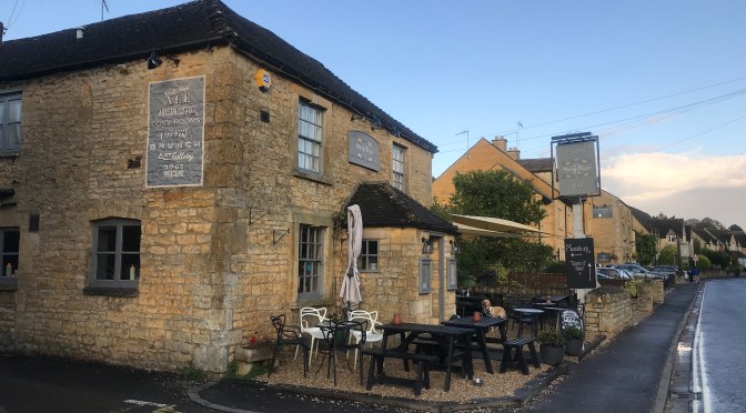 Top Pubs In The Cotswolds: The Mousetrap Inn, Bourton-On-The-Water