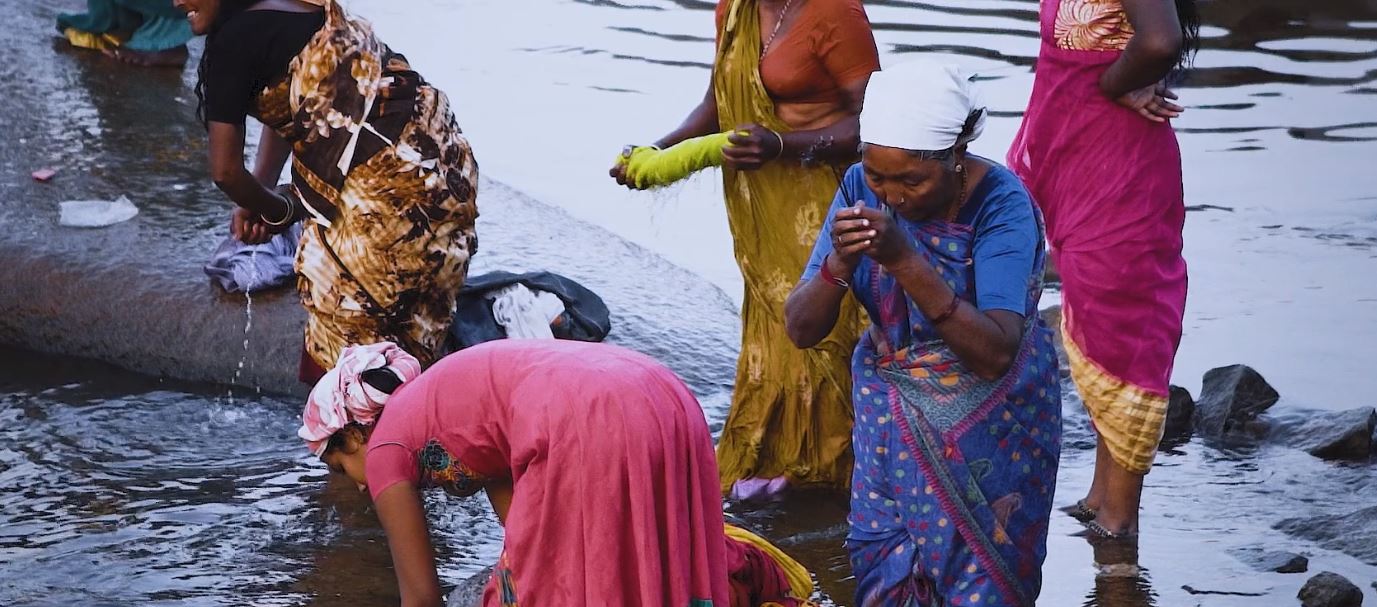 The Hand Of India By Simon Mulvaney (2019)