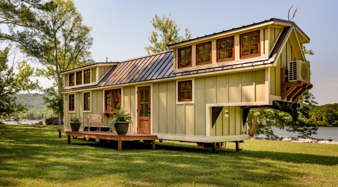 Housing Trends: “Timberlake Denali 39′ Park Model” Tiny Home