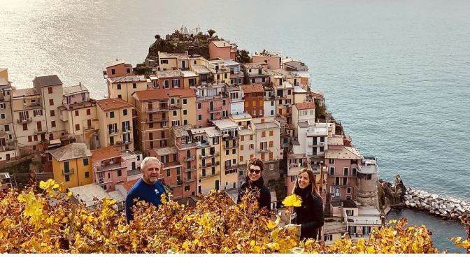 Food & Wine: “Nessun Dorma Cinque Terre” Offers Vineyard Tour & Tasting In Manarola, Italy