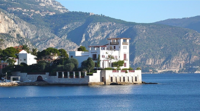 Travel & Architecture: Inside The Greek “Villa Kérylos”, French Riviera