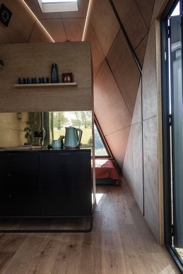 Studio-Edwards-Base-Cabin-mobile-tiny-home Interior