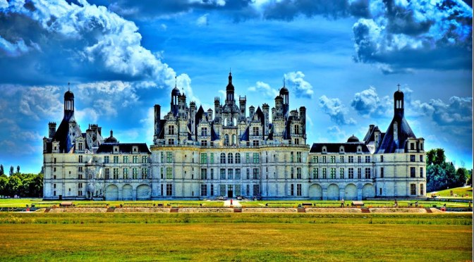 Top New Travel Videos: “Chateau De Chambord” In France (Architecture)