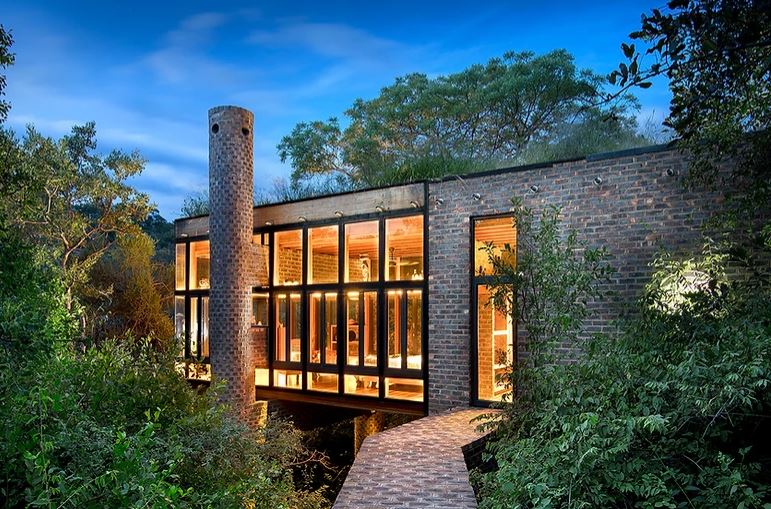 House of the Tall Chimneys - Frankie Pappas Architects - South Africa