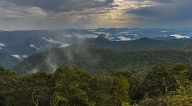 Timelapse Travel Videos: “Time Passes” – Great Smoky Mountains & Blue Ridge Parkway, North Carolina