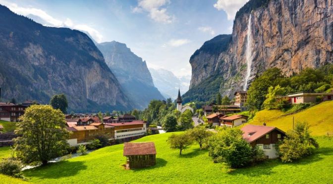 Road Trips: ‘Grindelwald To Lauterbrunnen’ In Switzerland (2020 Video)