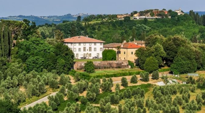 Italian Villa Tour: ’18th C.  Tuscan Estate, Pisa’ (Video)