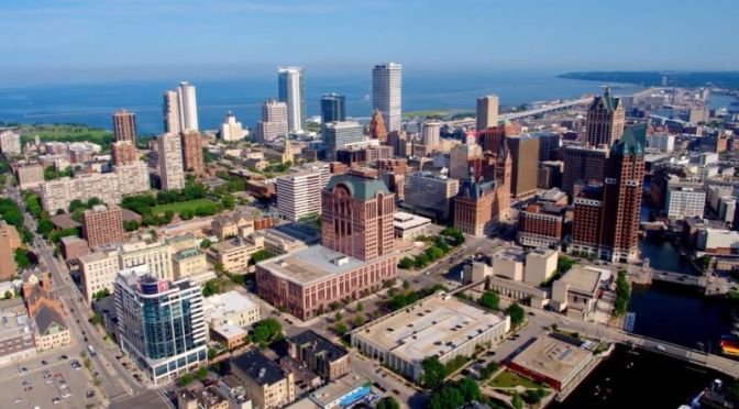City Views: ‘Milwaukee – Wisconsin’ (4K UHD video)