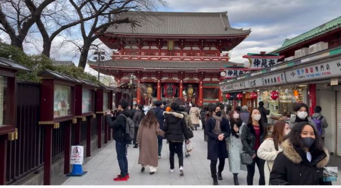 Walks: ‘Kaminarimon Gate Senso-ji, Tokyo’ (4K Video)