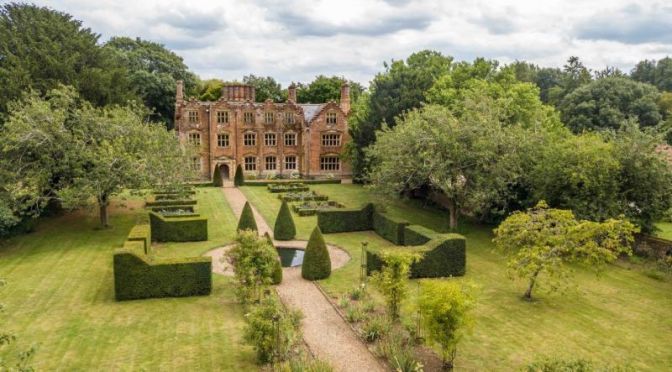 English Country Homes: ‘Wilby Hall’ In Norfolk