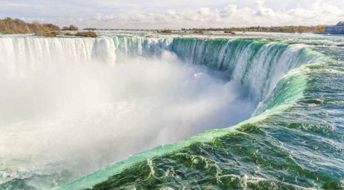 Nature: The Changing Seasons At Niagara Falls