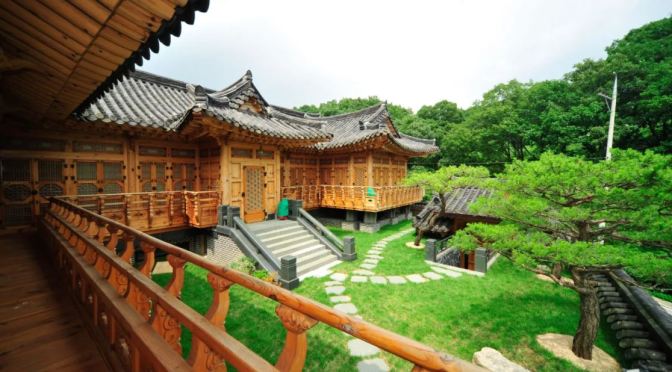 Home Tours: Gwangju – South Korea (Video)