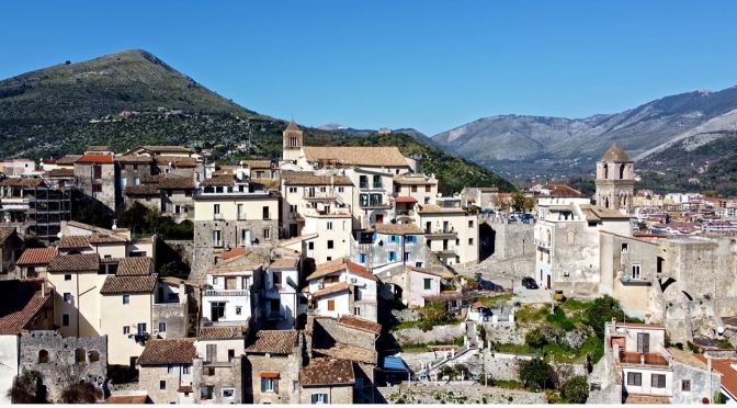 Village Walking Tours: Itri – Central Italy (4K Video)