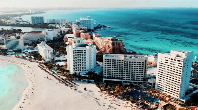 Caribbean Views: Cancún – Southeastern Mexico (4K)