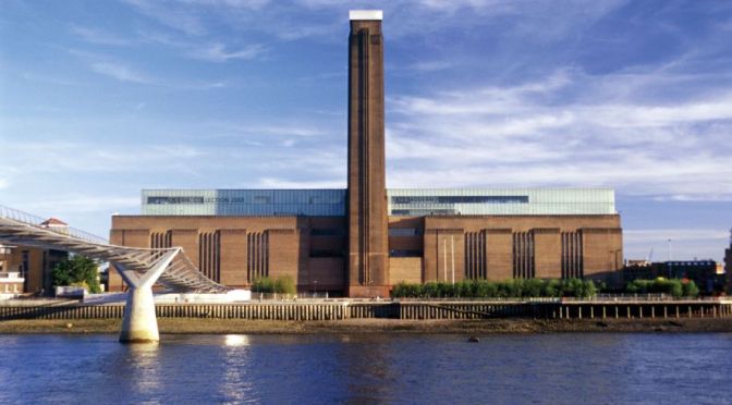 London: ‘Tate Modern’ Museum Turns 21 (Video)