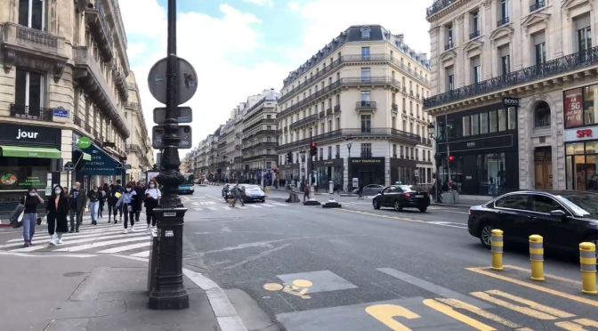 Walks: ‘Rue Des Petits-Champs’ In Paris, France