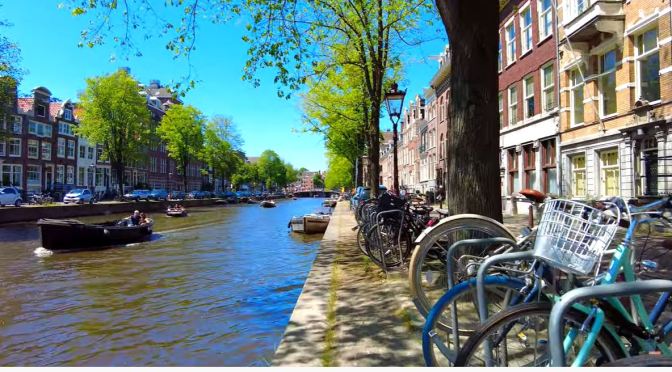 Walks: Canal District Of Amsterdam, Netherlands
