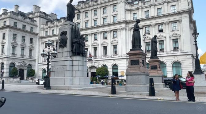 Walking Tours: St. Jame’s In London, England (4K)