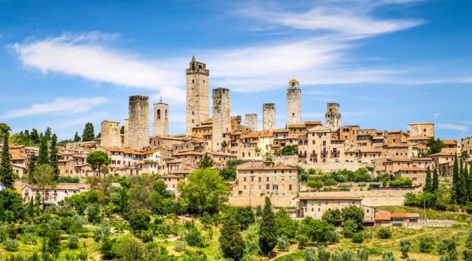 Hilltop Village Walks: San Gimignano, Tuscany, Italy