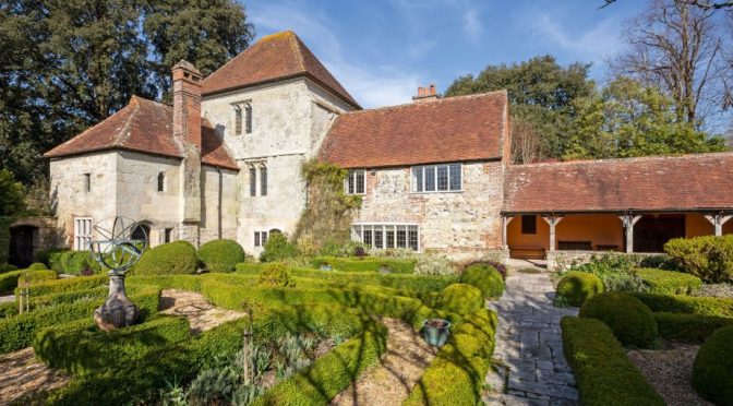English Manor Houses: 15th Century ‘Rymans’ In Appledram, West Sussex
