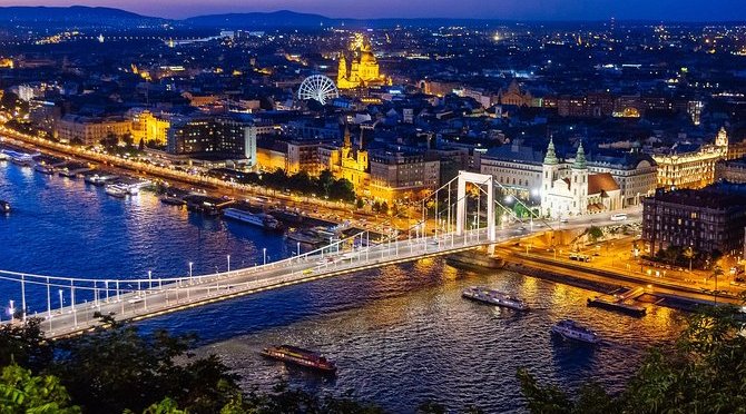 Night Walks: Budapest – Northern Hungary (4K)