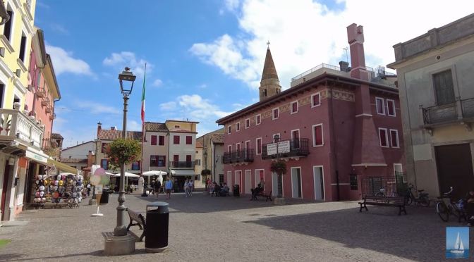 Walking Tours: Caorle In Northeastern Italy (4K)