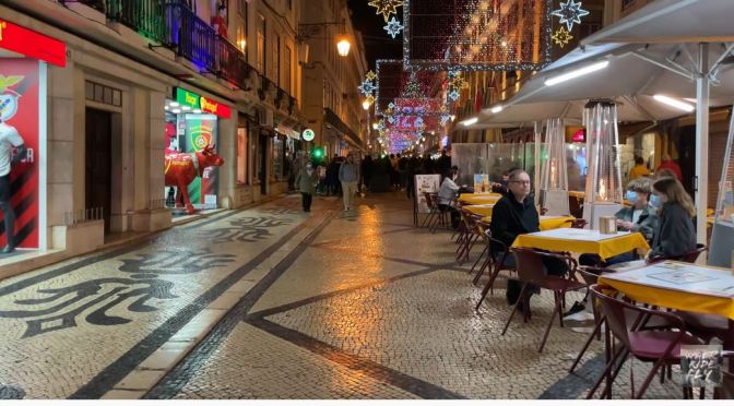 Walks: Christmas Season 2021, Lisbon, Portugal (4K)