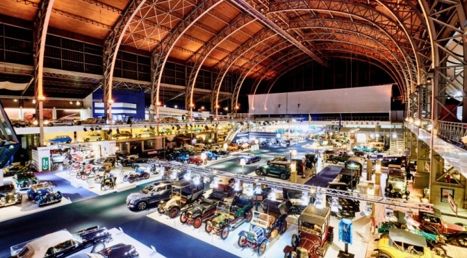 Classic Cars: ‘Autoworld – History Of Automobiles’ In Brussels, Belgium (Video)