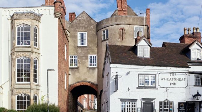 Home Tours: The Broad Gate In Ludlow, England