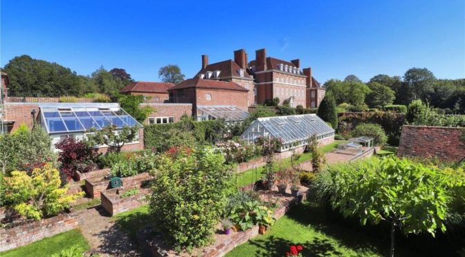 English Manors: Great Maytham Hall In Kent, ‘The Secret Garden’ Source
