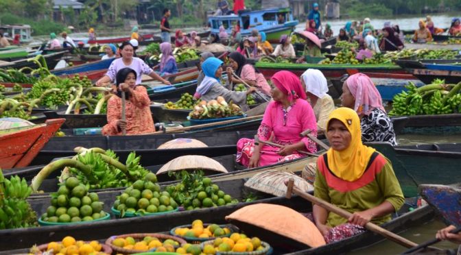 Views: The ‘Floating Markets’ Of Indonesia
