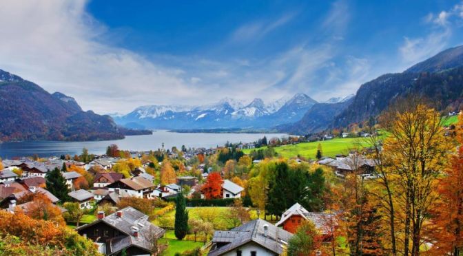 Lake Views: Mondsee In Northern Austria (4K)