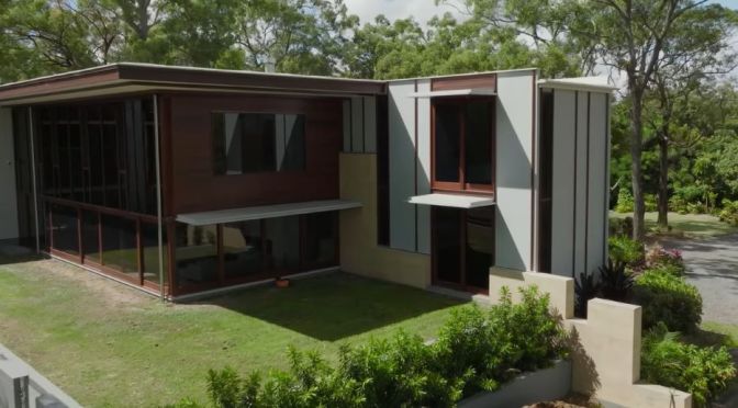 Tours: The ‘J&J Residence’ – Modern, Energy Efficient In Chandler, Australia