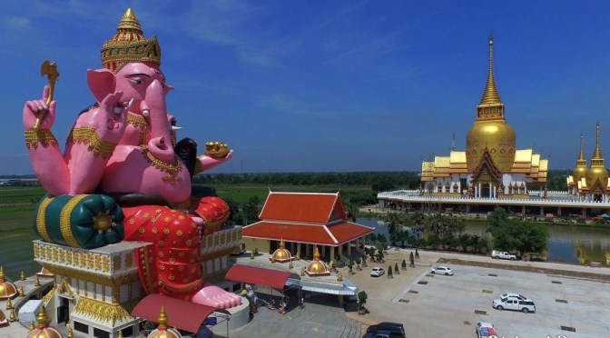 Thailand Views: Wat Phrong Akat Temple (4K)