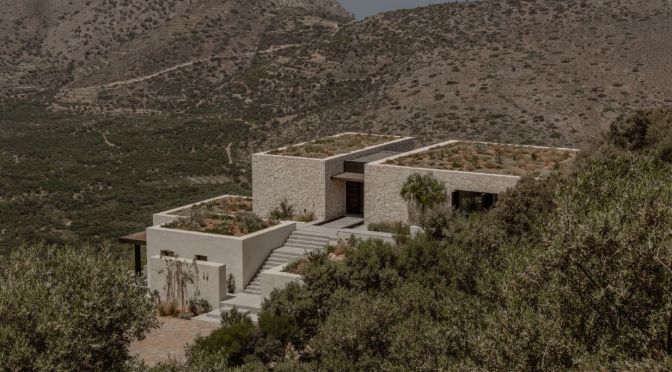 Greek Architecture: ‘O Lofos’ Residence On Crete