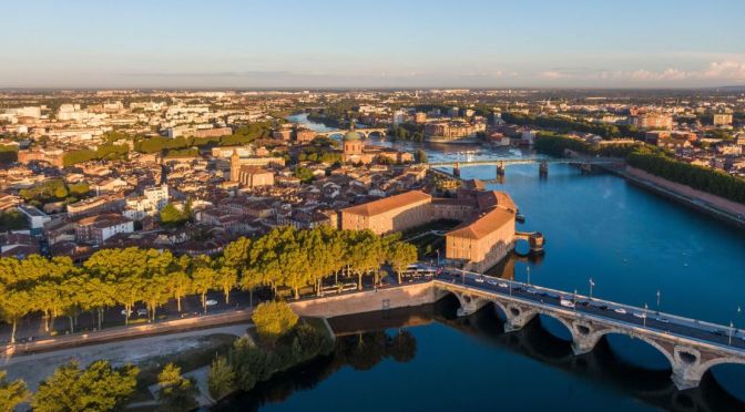 Walking Tour: Toulouse In Southern France (4K)