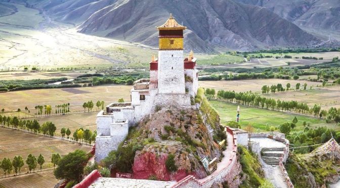 Tibet Views: A Journey To Yumbu Lhakhang Palace