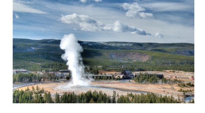 Yellowstone Hikes: Old Faithful To Mallard Lake