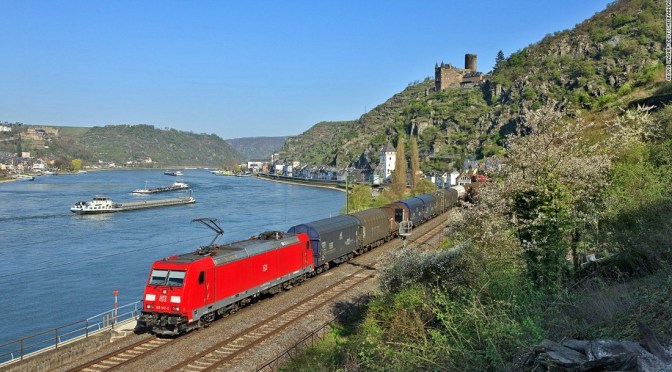 Train Travel Tours: River Rhine Valley, Germany