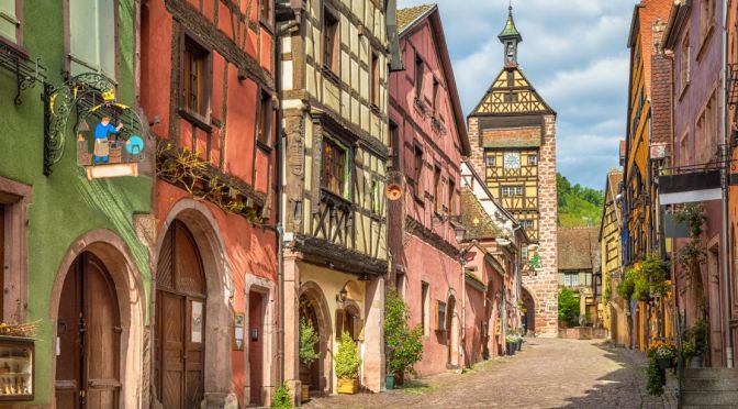 Village Walks: Riquewihr In The Alsace, France (4K)