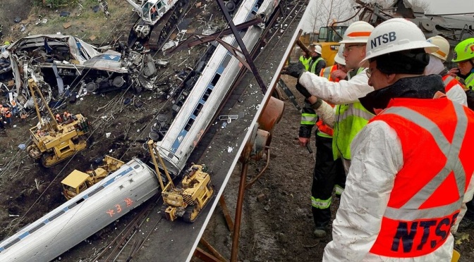 Travel Safety: How Trains Derail, Explained (WSJ)