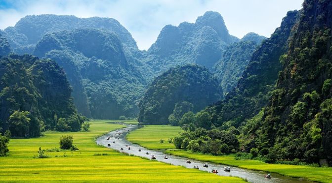 Vietnam: Tràng An Karst Landscape Complex Tour