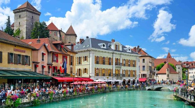 France Travel & Culture: Alpine  Lake Annecy Tour